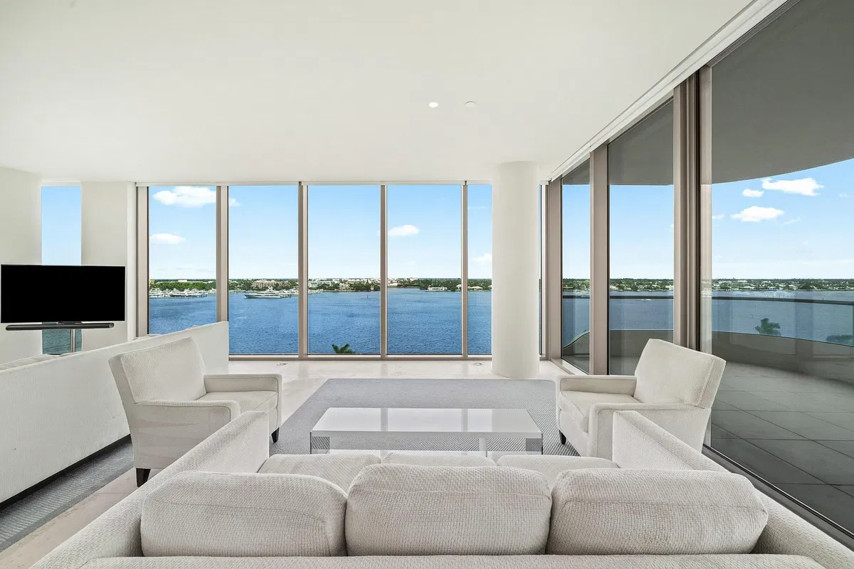 La Clara Palm Beach Unit 804 photo 7