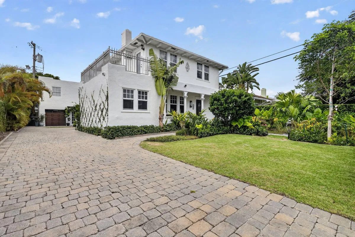 West Palm Beach Residence