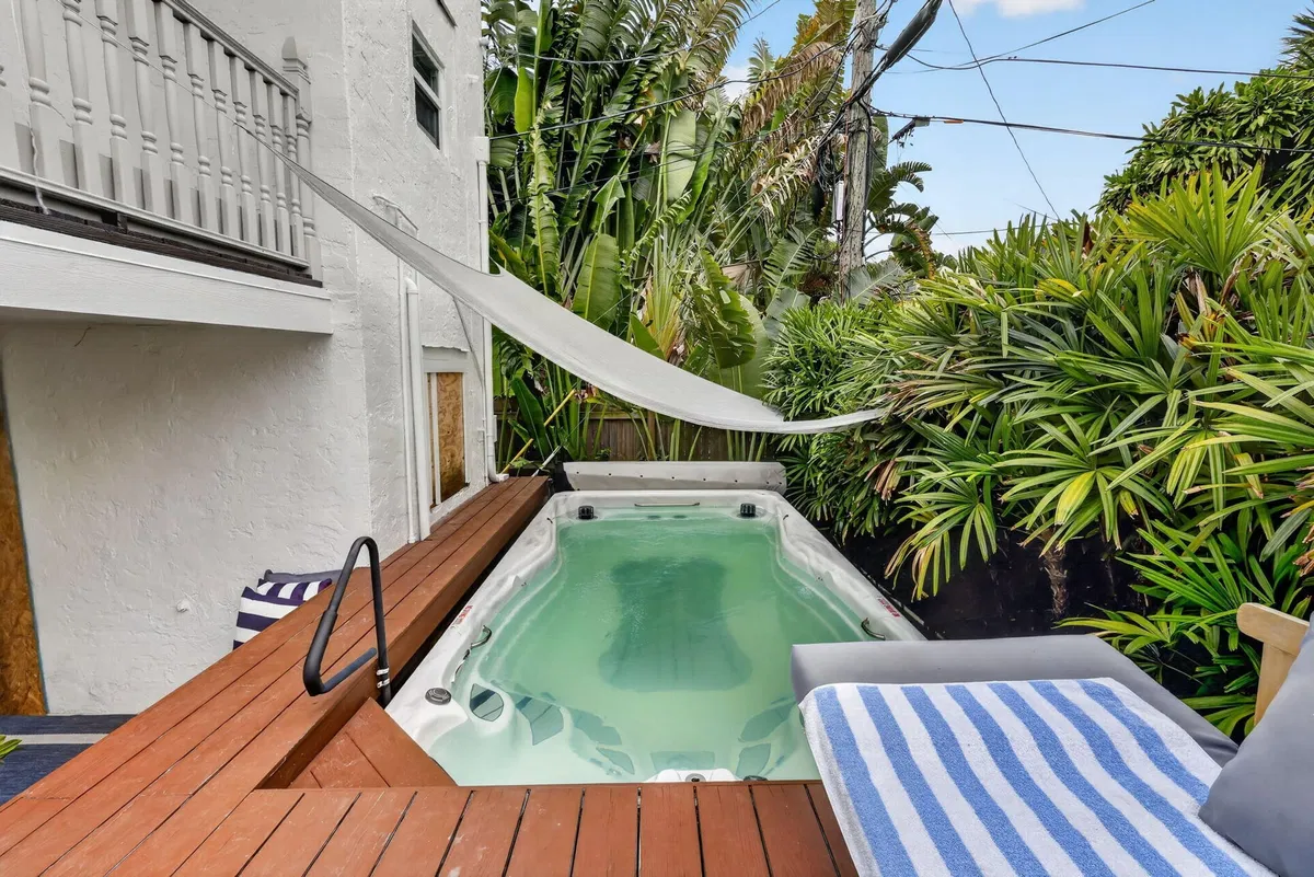 West Palm Beach Residence photo 49