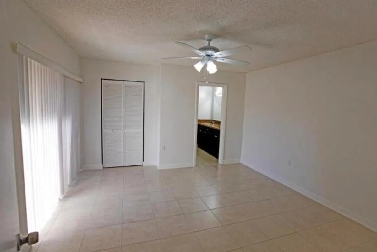 Residence photo 10