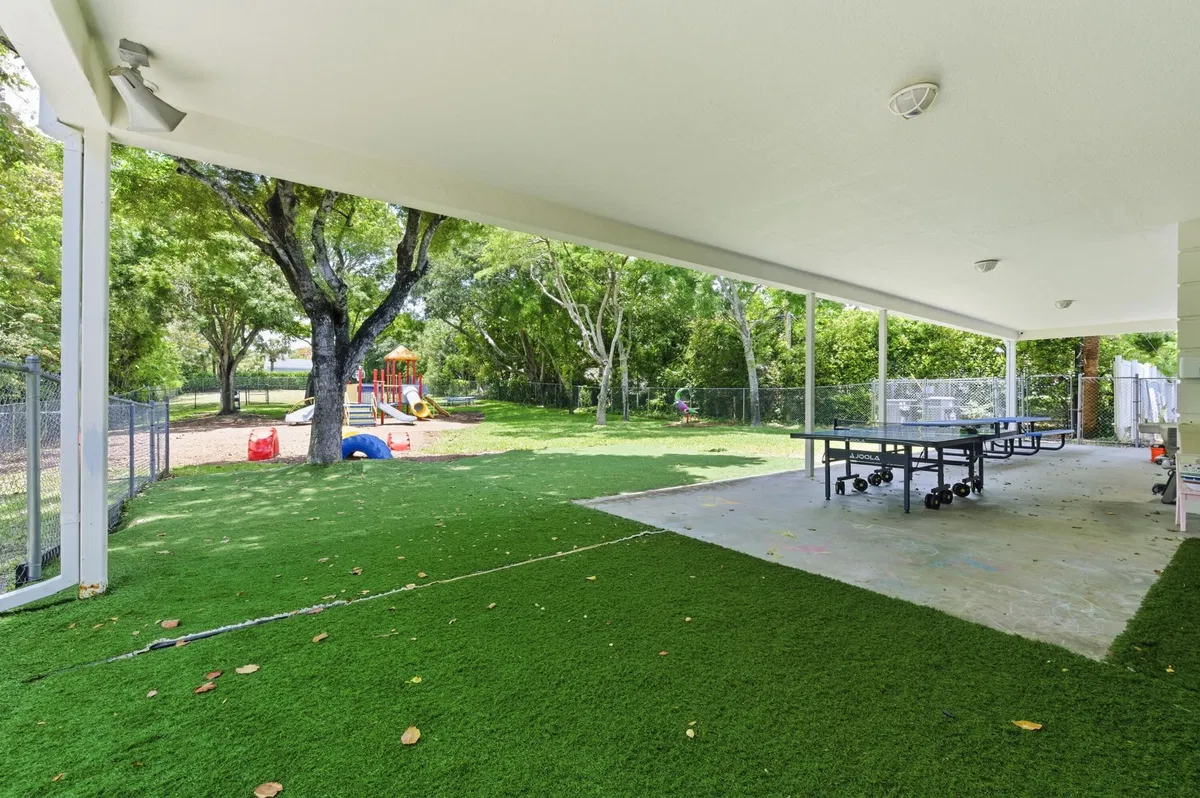 Residence photo 34