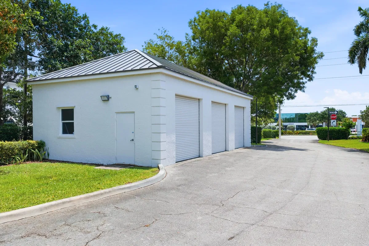 Residence photo 43