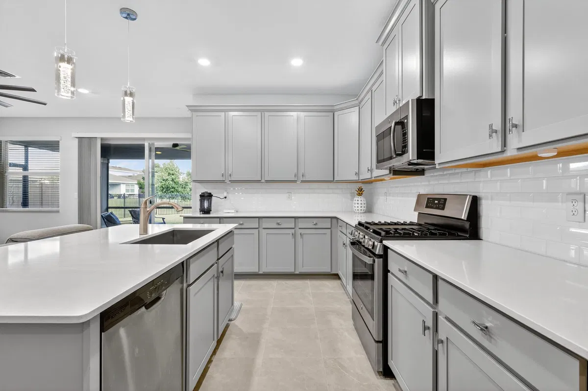 Residence photo 16