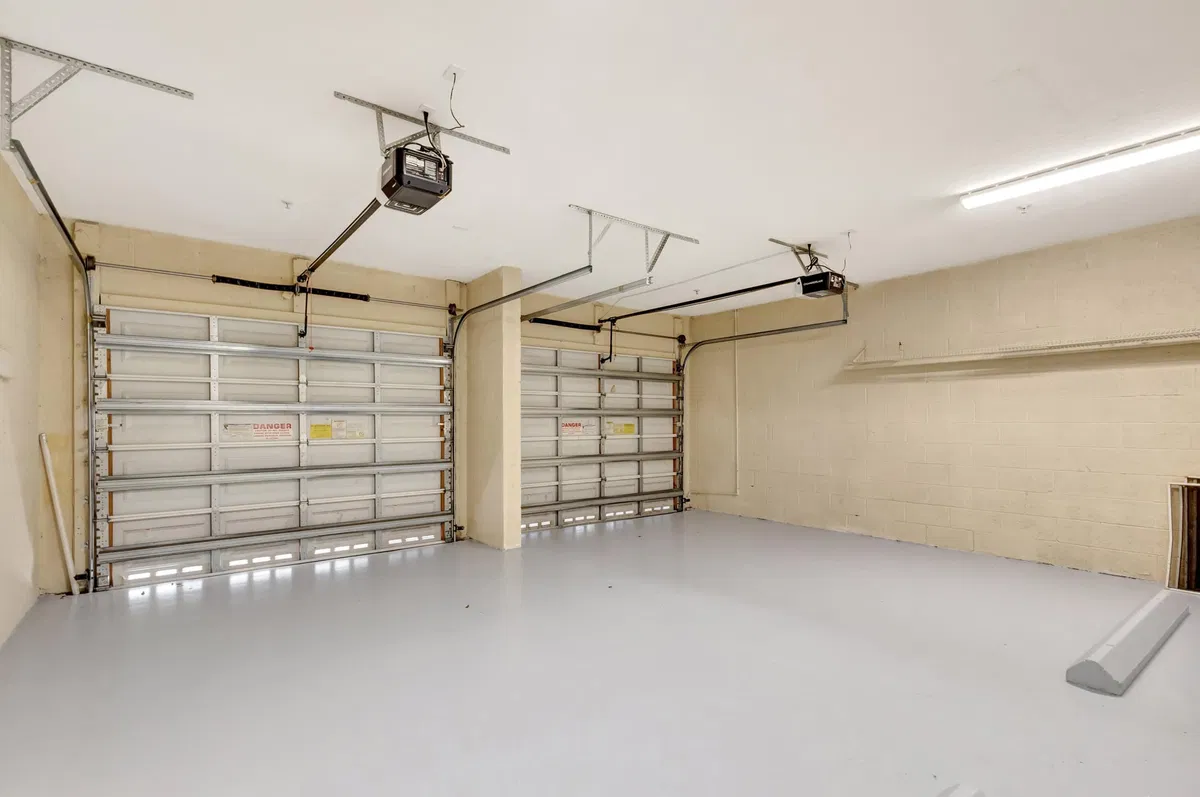 Unit 102 photo 25