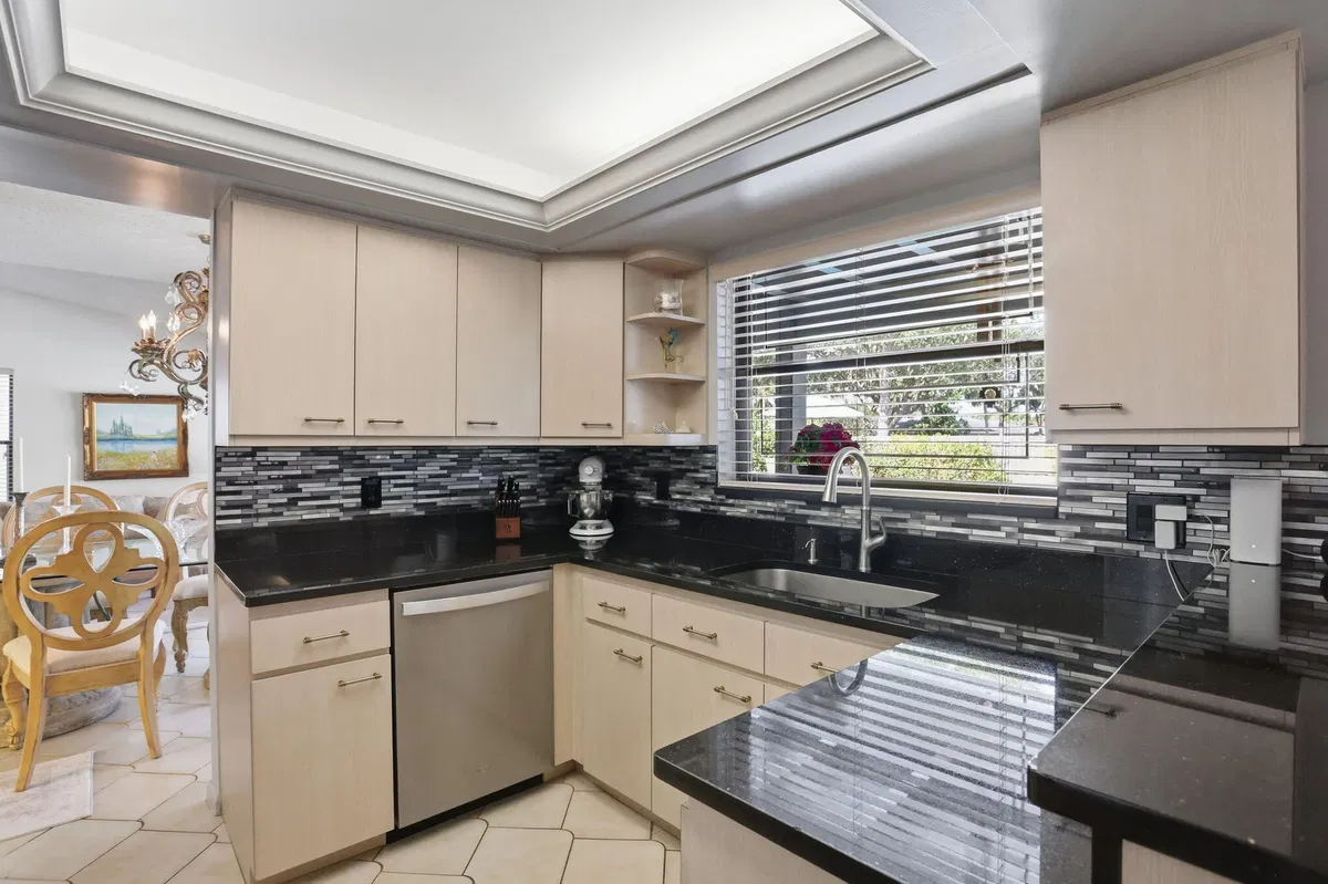 Bocaire Country Club Residence photo 13