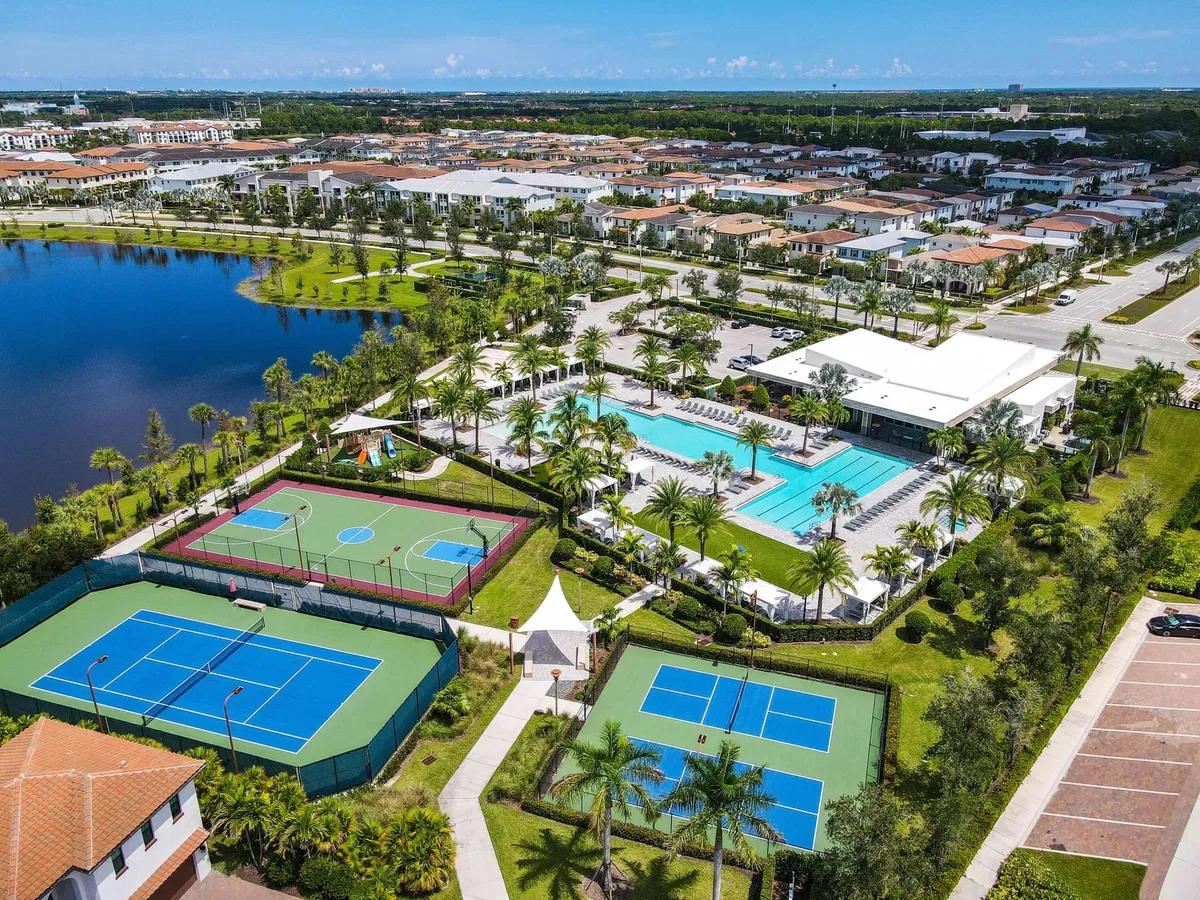 Alton Homes Palm Beach Gardens Residence photo 28