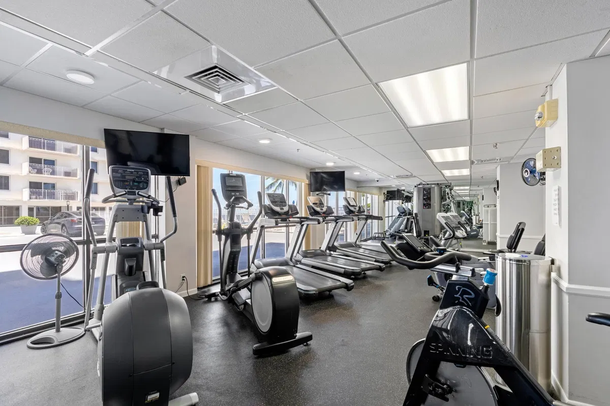  Unit 109 photo 25