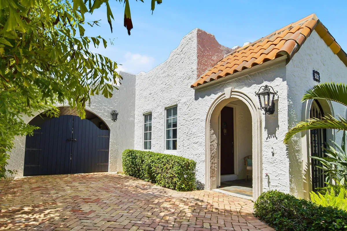 West Palm Beach Residence