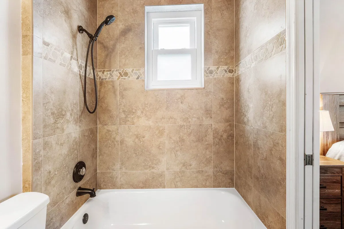 Residence photo 19
