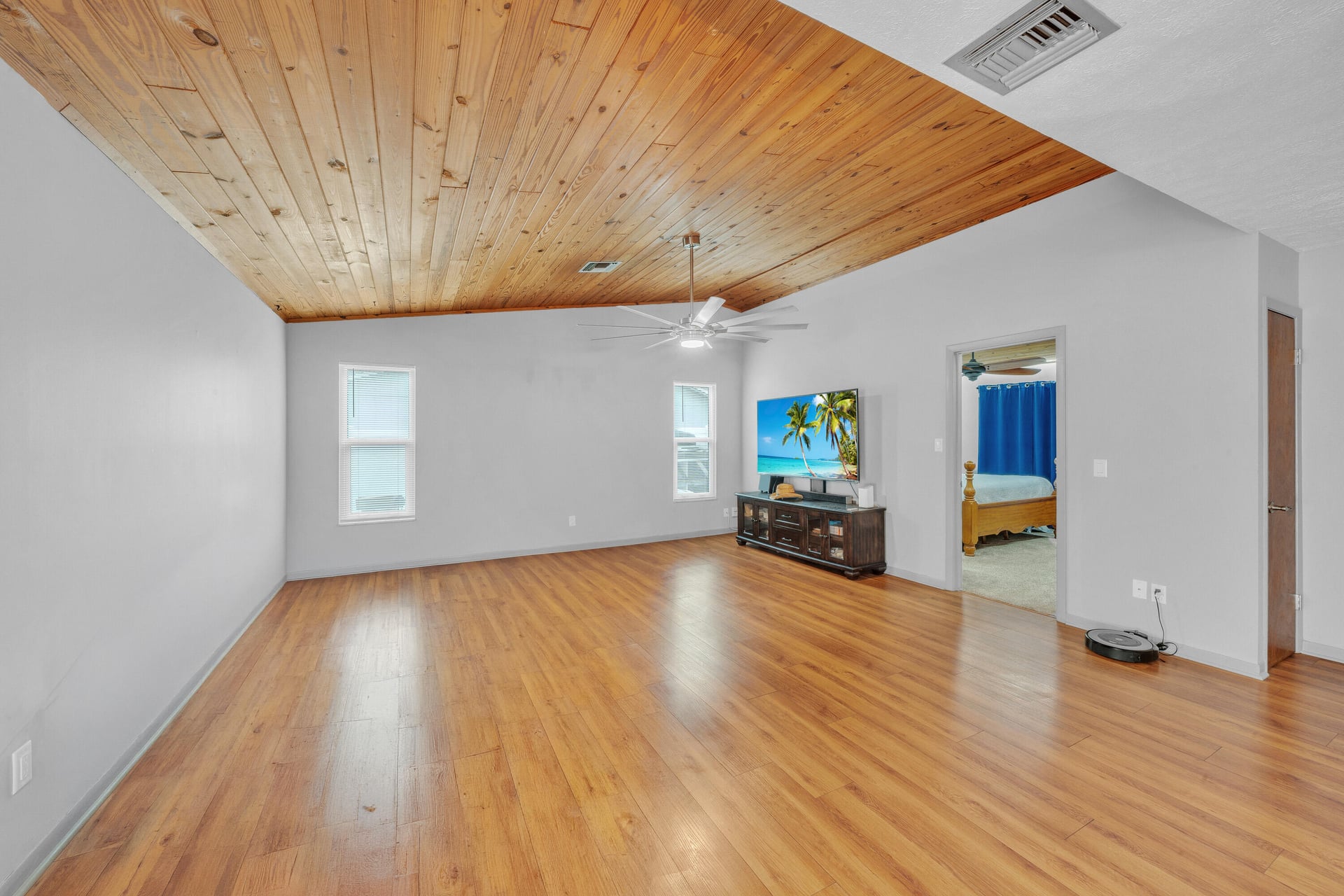 Residence photo 22