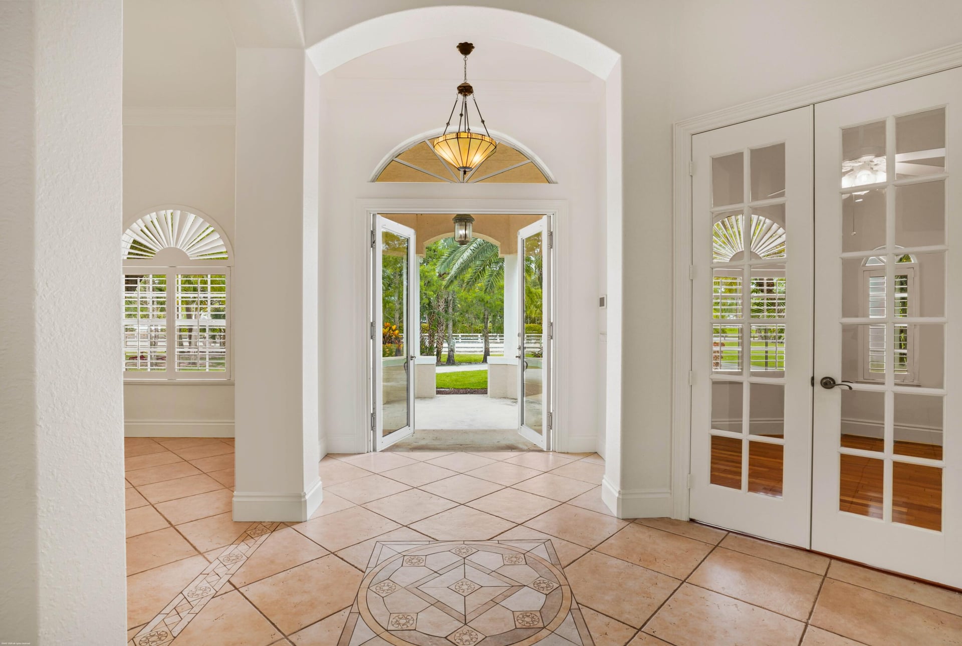  Residence photo 10