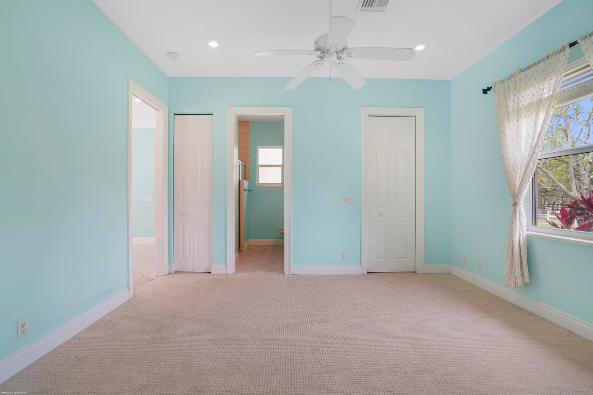  Residence photo 43