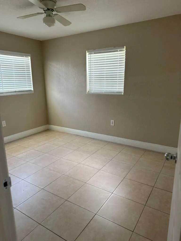 Residence photo 7