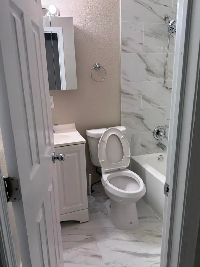 Residence photo 22