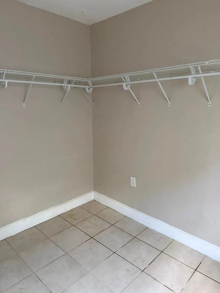 Residence photo 25