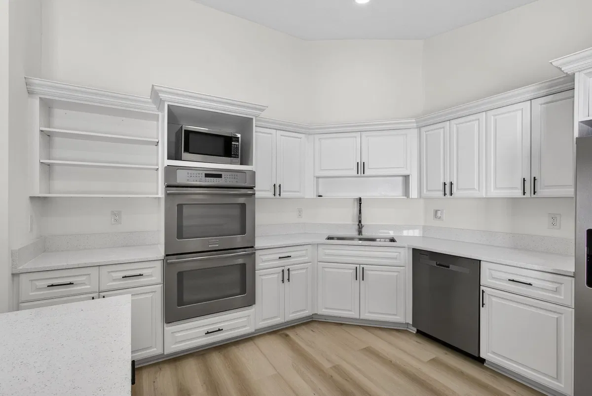 Residence photo 19