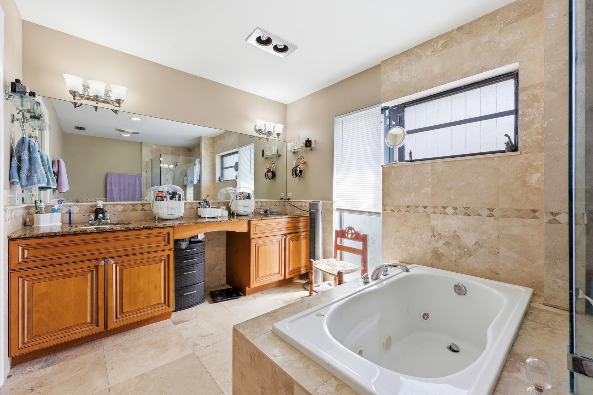 Residence photo 28