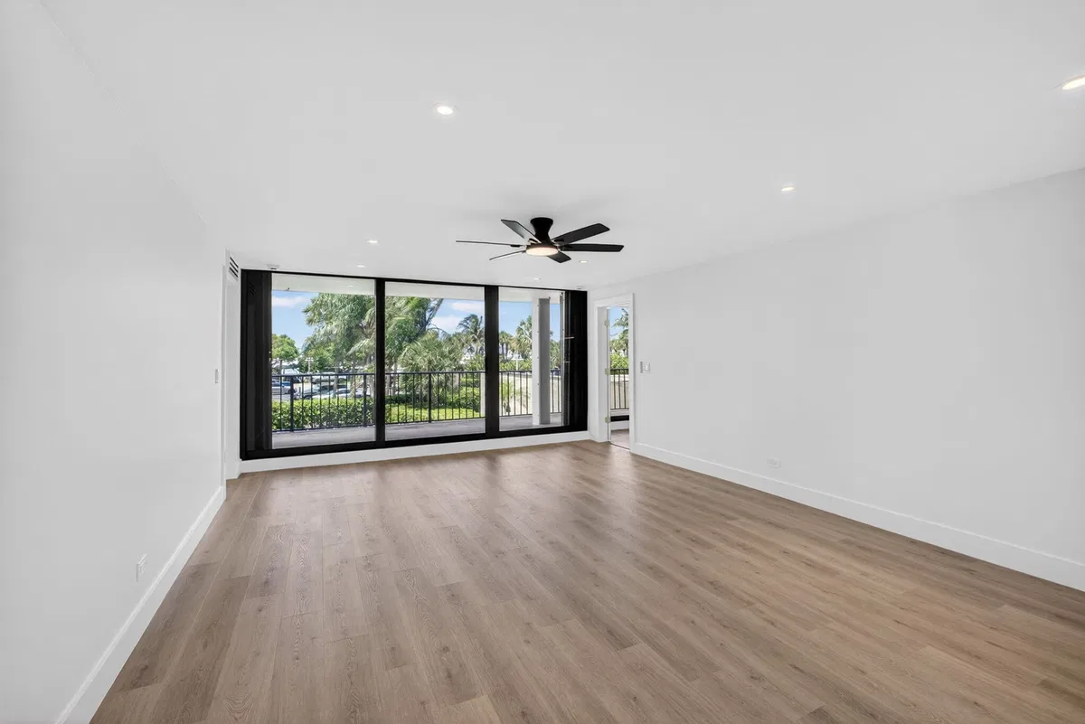 Residence photo 13