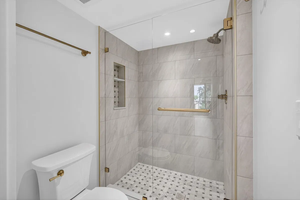Residence photo 28