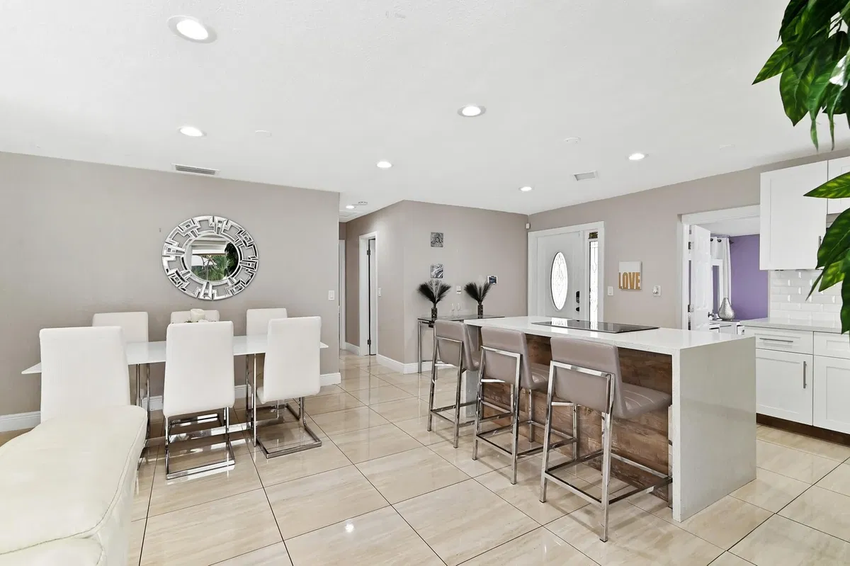 Residence photo 13
