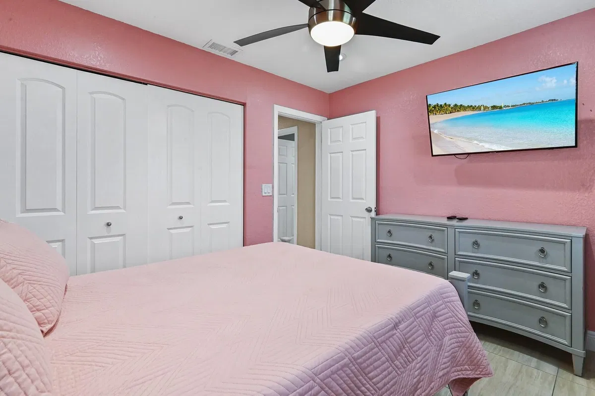 Residence photo 19