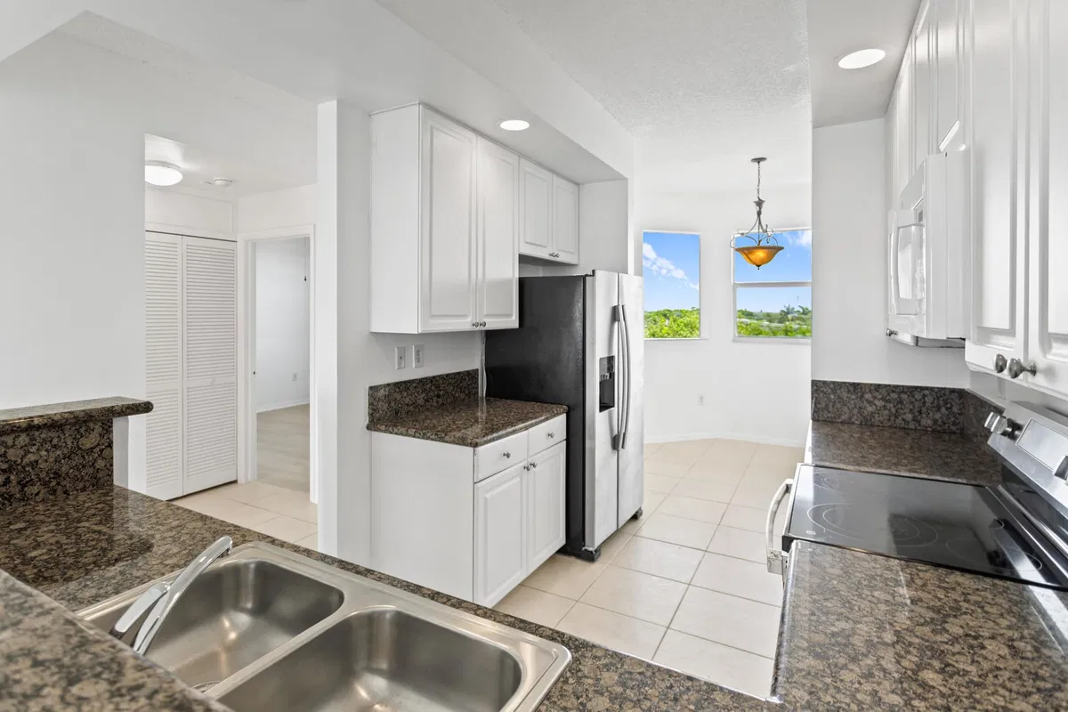 Boca Raton Unit 503 photo 7