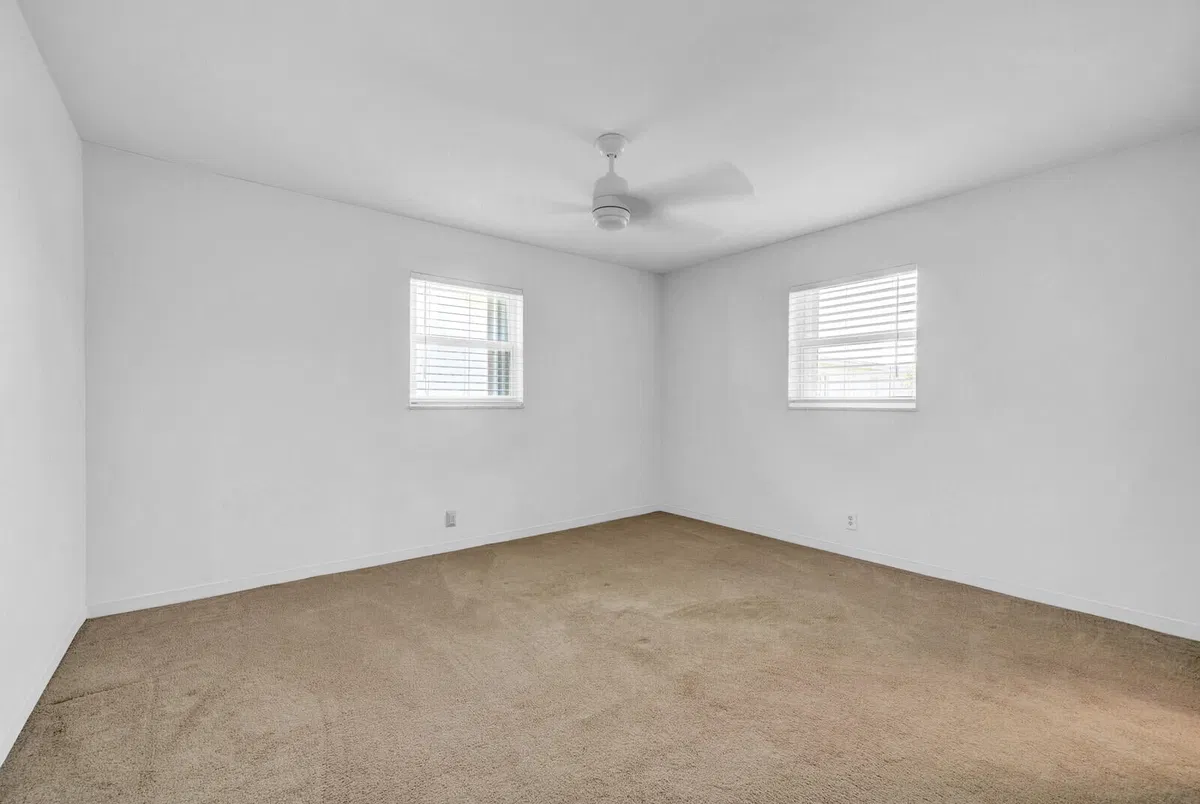 Residence photo 22