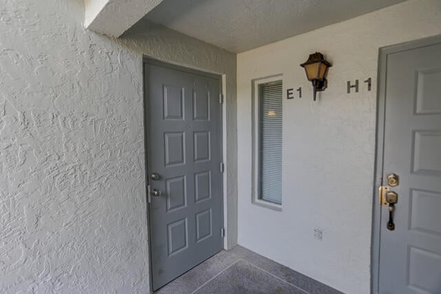 Unit E1 photo 4