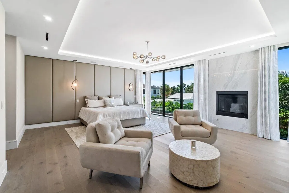 Royal Palm Yacht and Country Club Residence photo 19