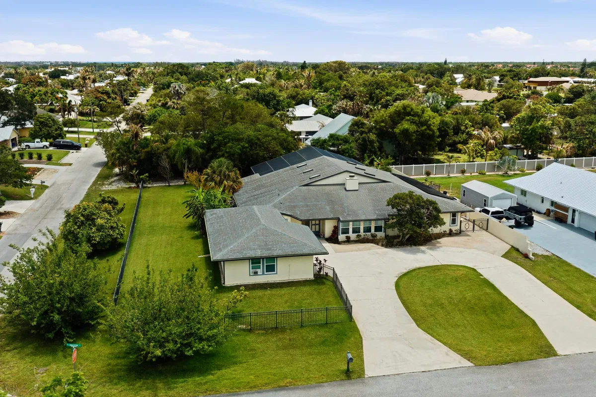 Rocky Point Residence photo 4