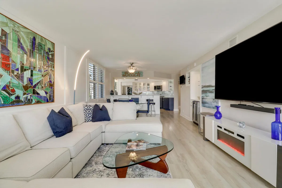Residence photo 19