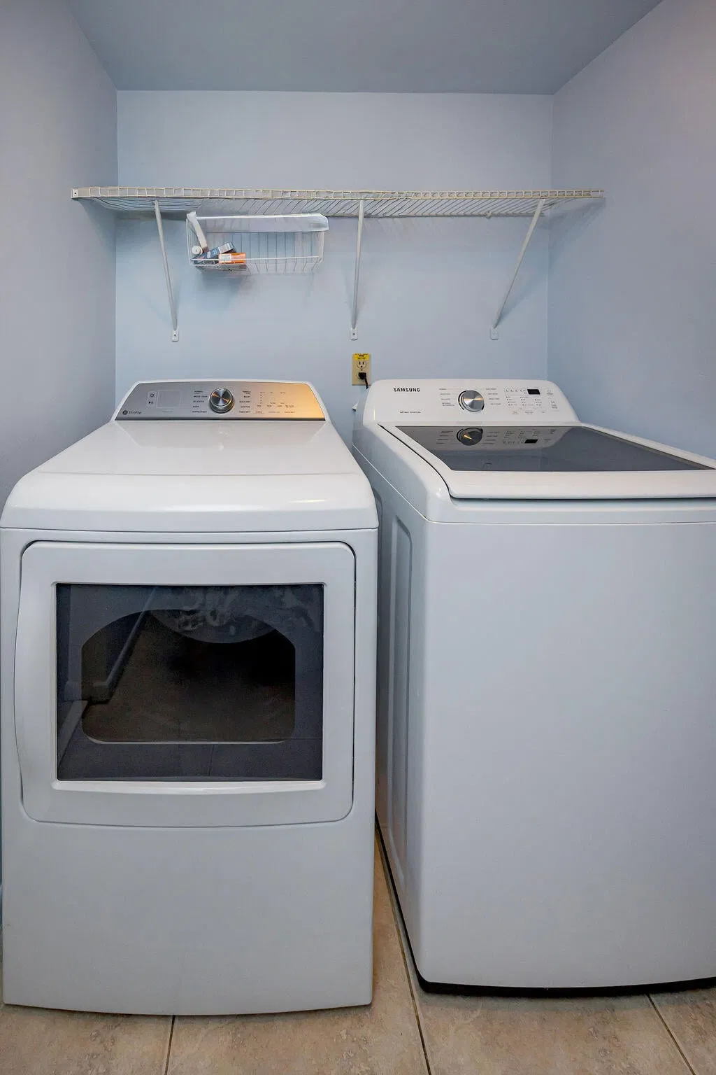 Unit B2 photo 25