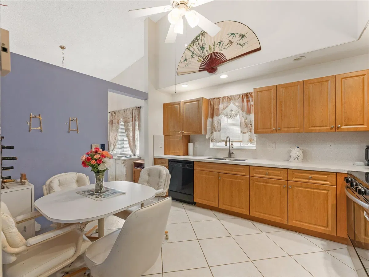 Residence photo 13