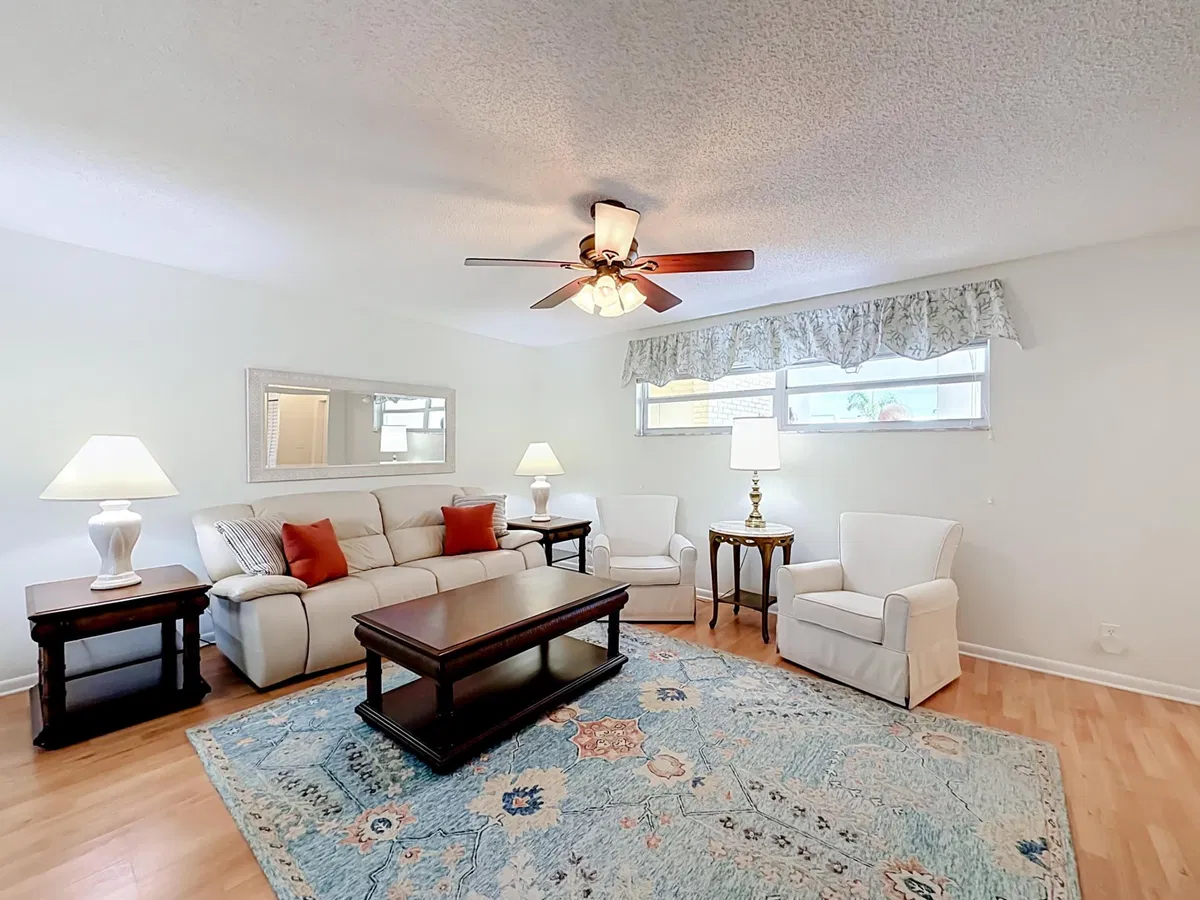 Unit 202 photo 19
