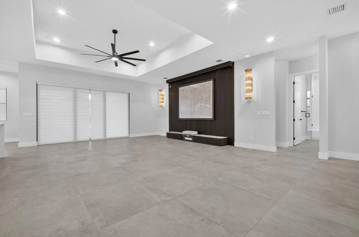 Residence photo 22