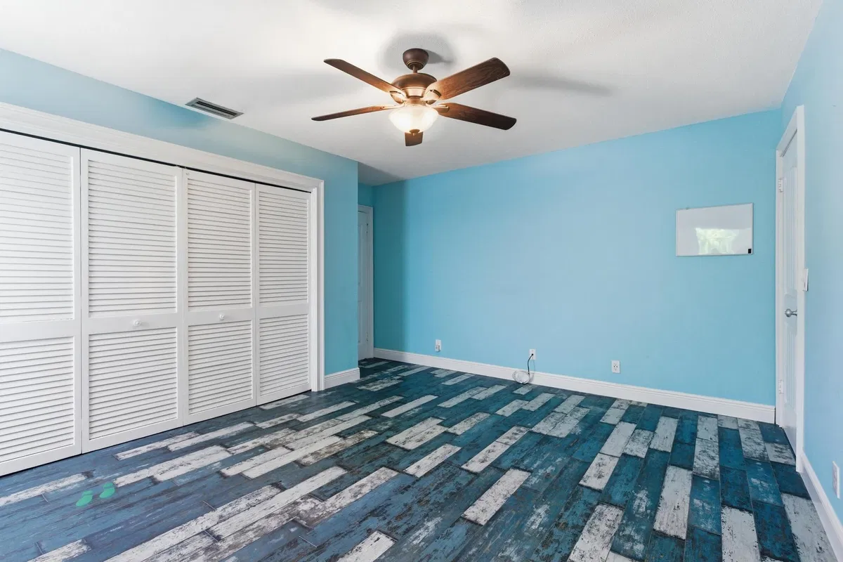 Residence photo 34
