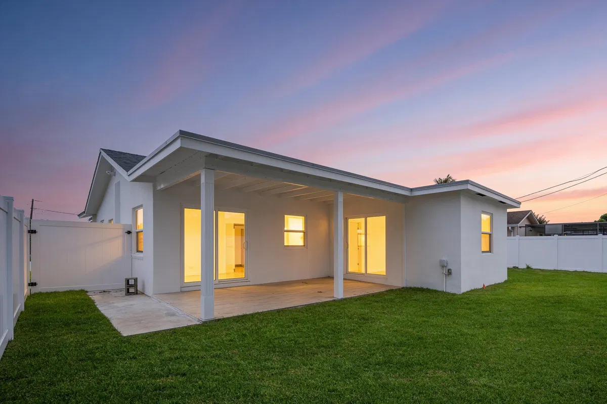 Residence photo 22