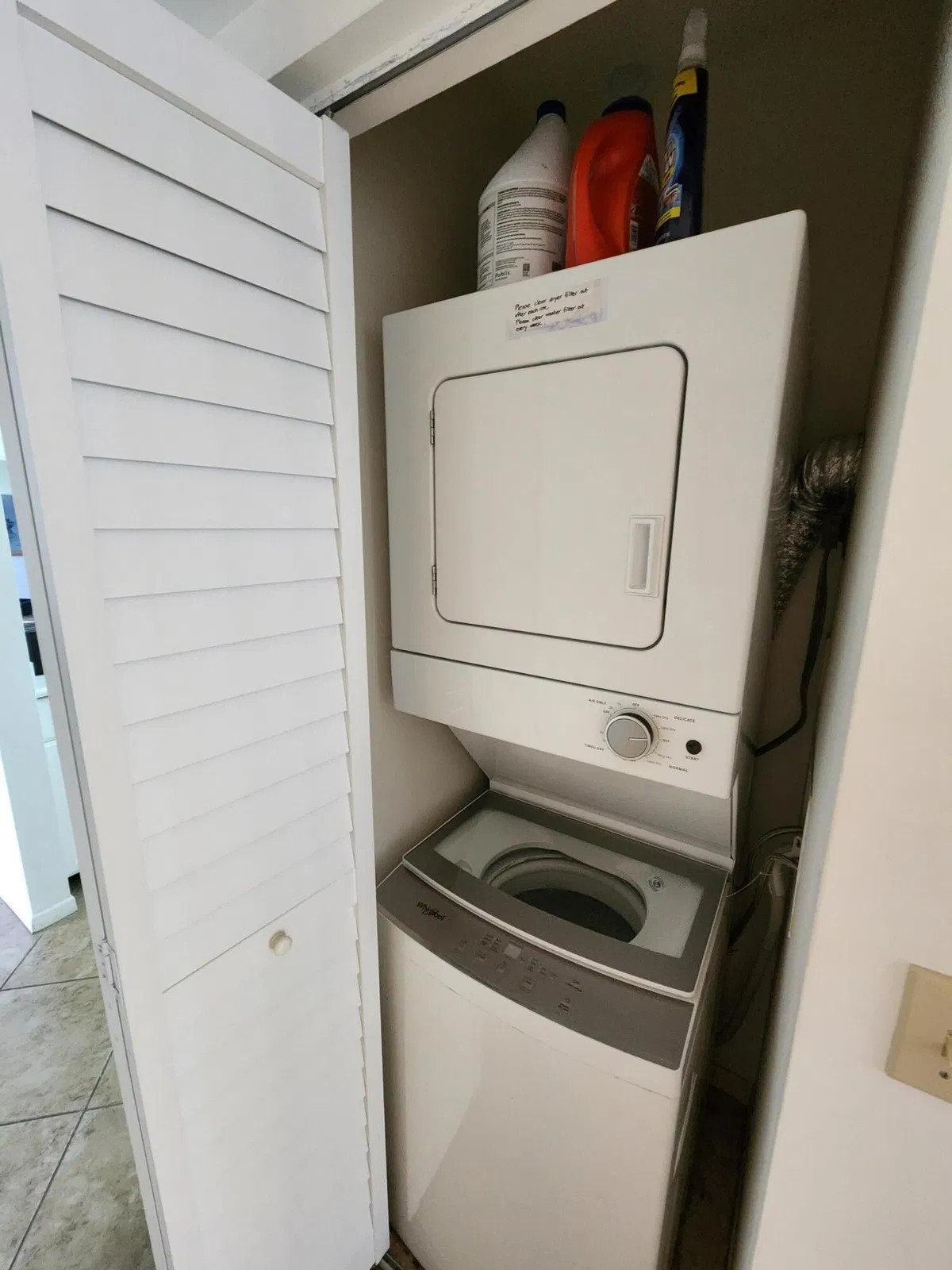 Unit E2 photo 13