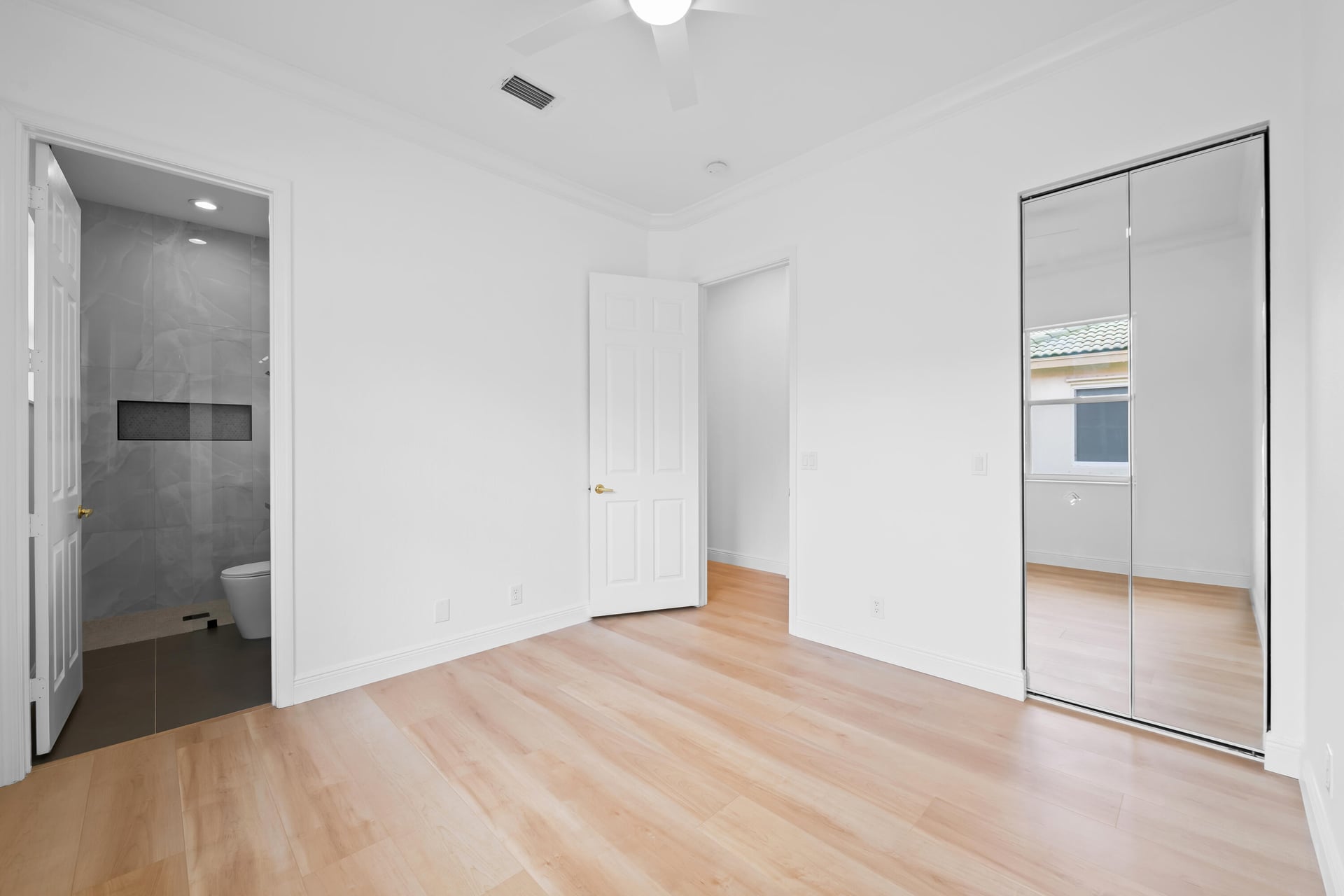  Residence photo 16