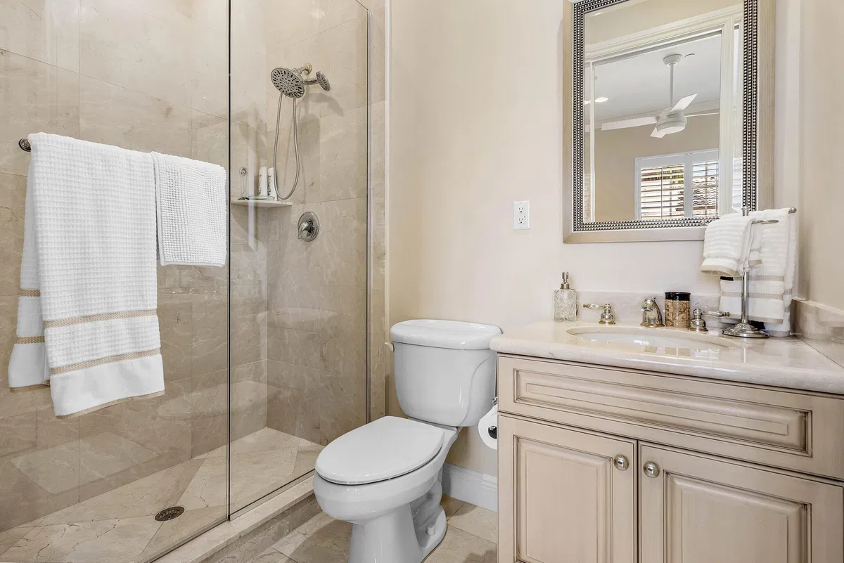 Residence photo 25