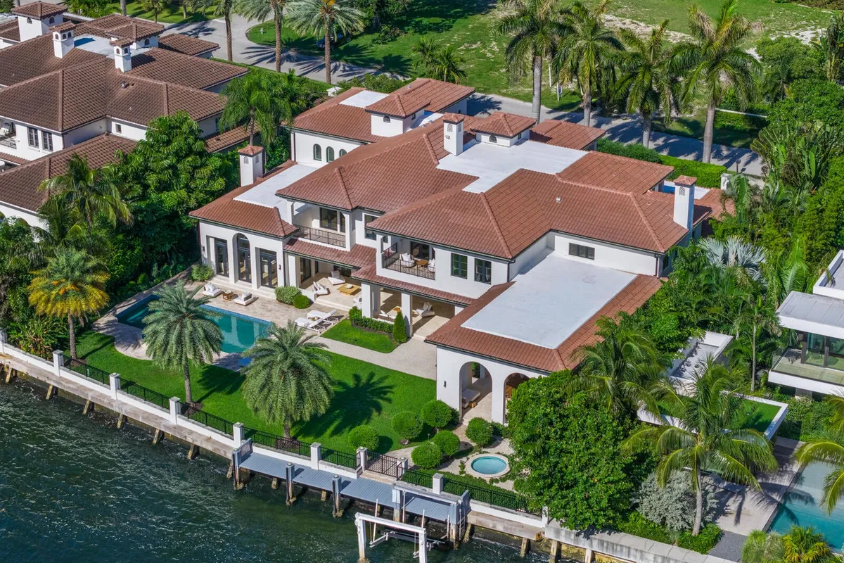 Spanish River Land Residence