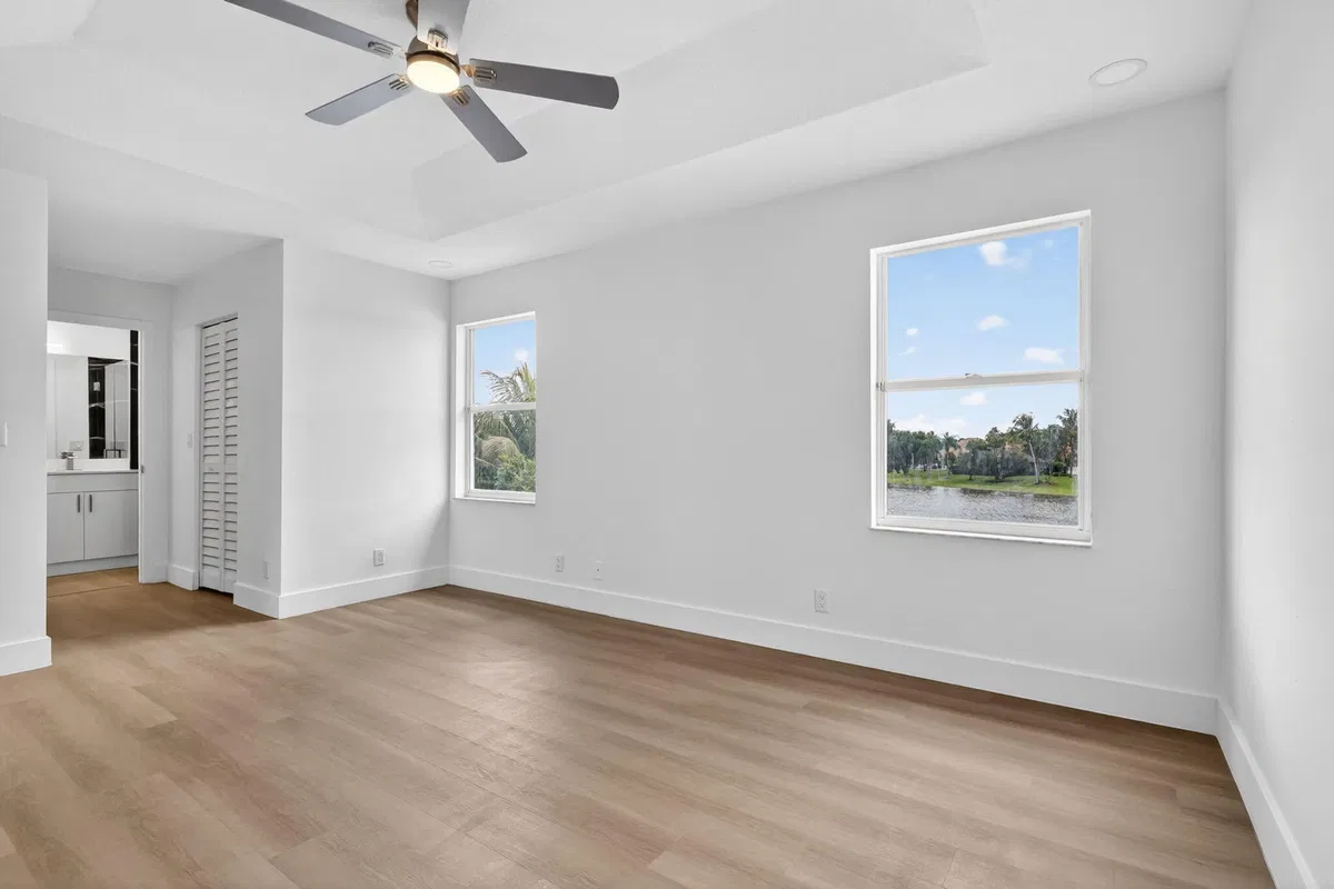 Residence photo 28