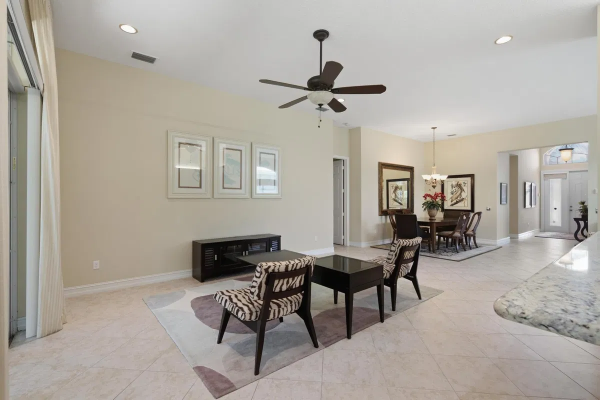  Residence photo 13