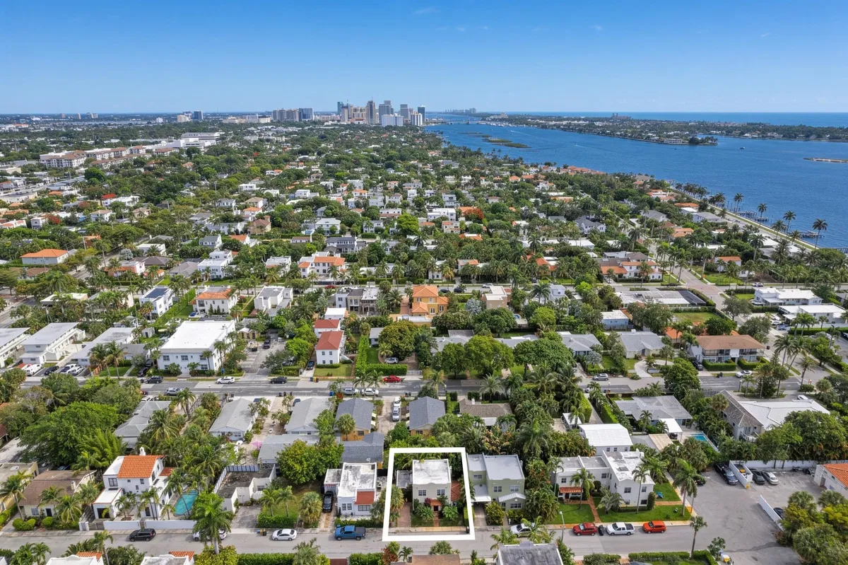 West Palm Beach Residence photo 19