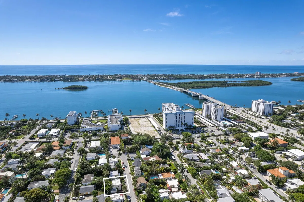 West Palm Beach Residence photo 22
