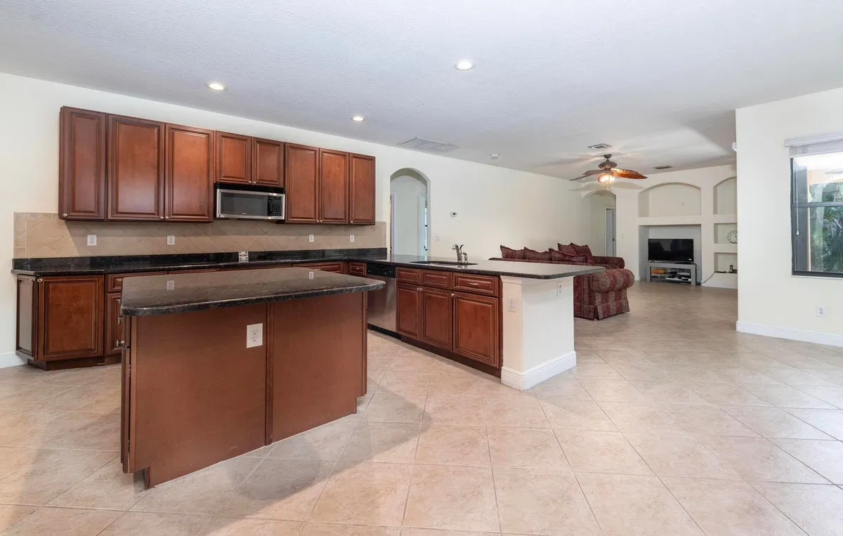  Residence photo 13