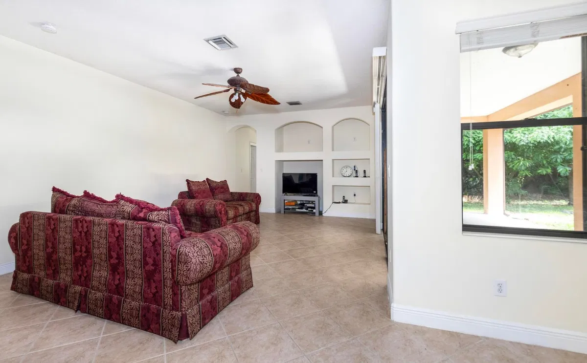  Residence photo 19