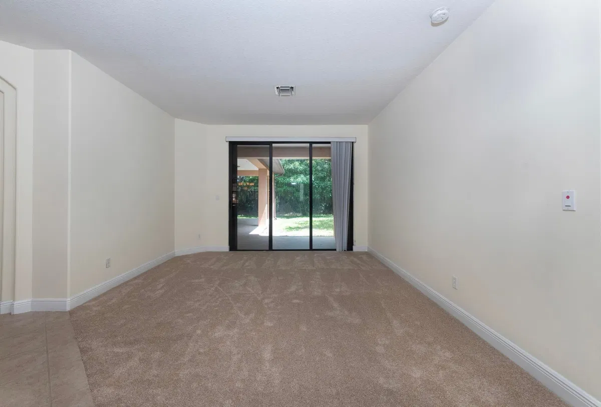  Residence photo 22