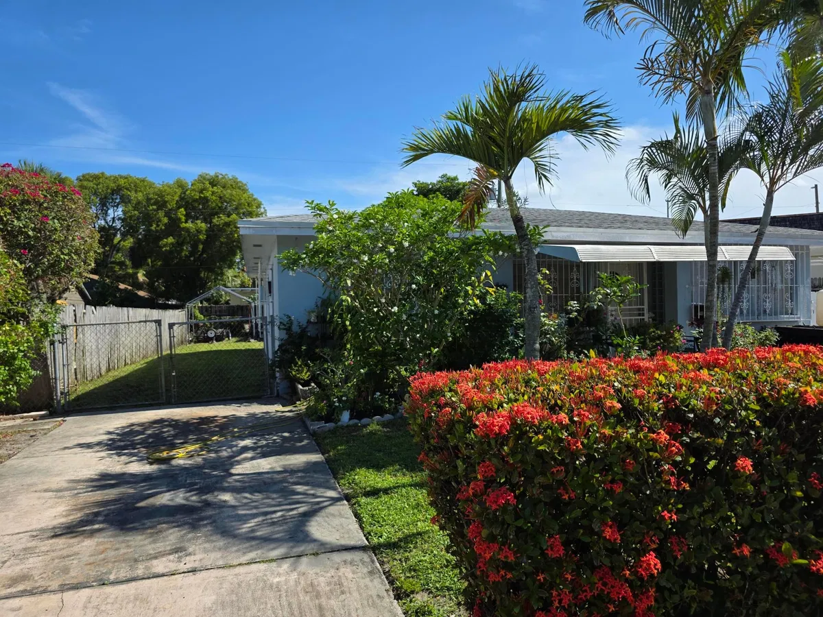 West Palm Beach Residence photo 4