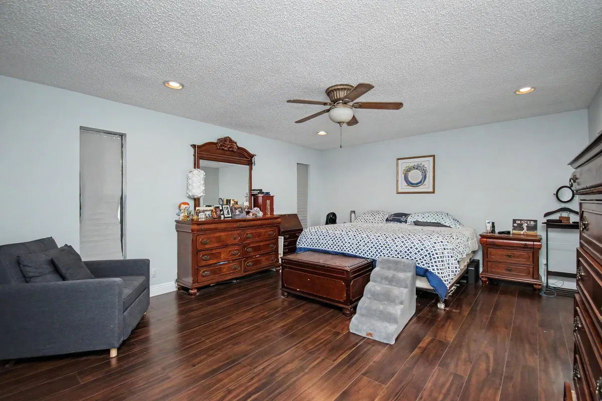 Thornhill Green Residence photo 19